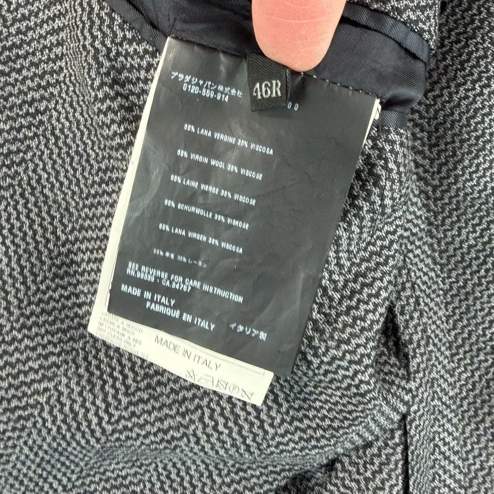 Prada Milano Blazer Jacket Sport Coat Men 36R Grey Black Geo Wool Blend‎ Italy
